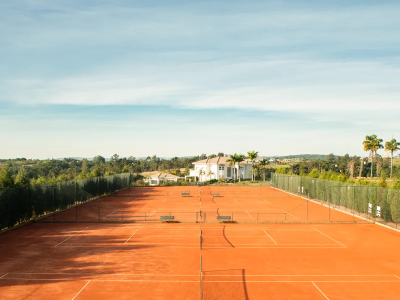 allotment-quadra-tenis