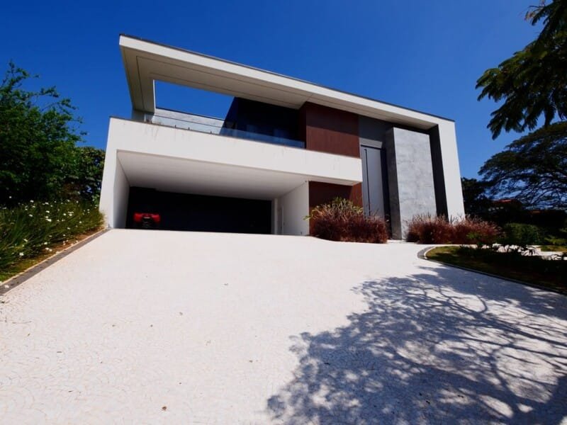 Casa nova com arquitetura contemporânea 100 % mobiliada no Terras de São José I em ITU.