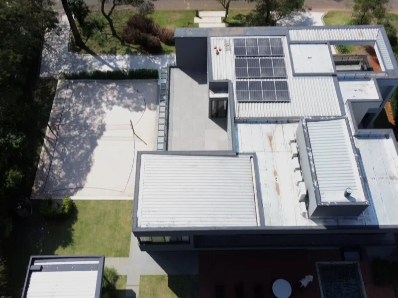 Casa nova com arquitetura contemporânea 100 % mobiliada no Terras de São José I em ITU.