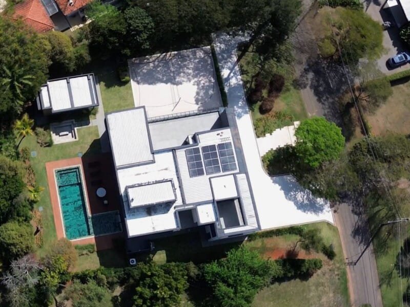 Casa nova com arquitetura contemporânea 100 % mobiliada no Terras de São José I em ITU.