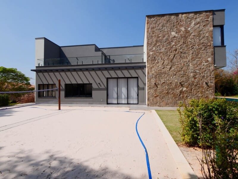 Casa nova com arquitetura contemporânea 100 % mobiliada no Terras de São José I em ITU.