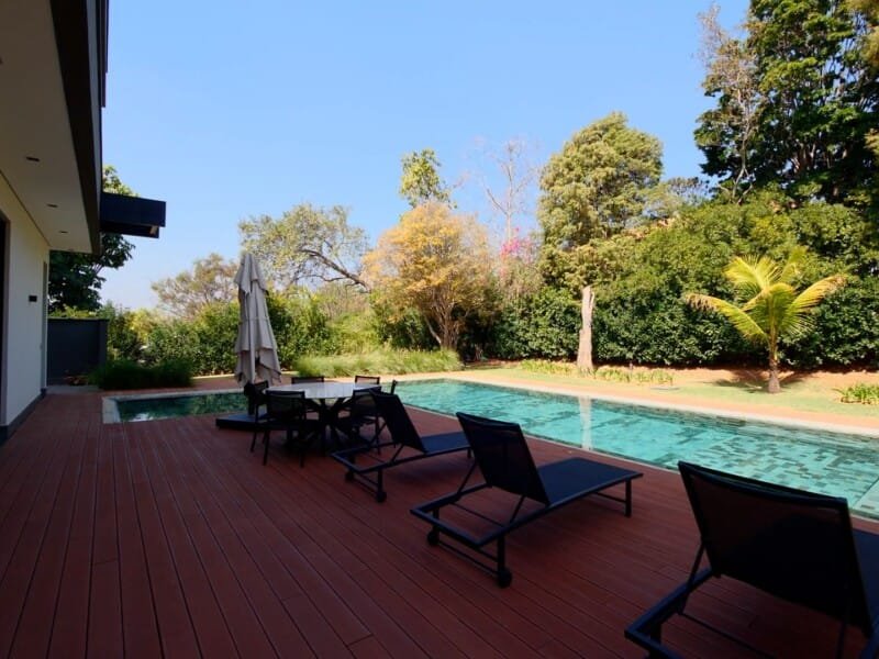 Casa nova com arquitetura contemporânea 100 % mobiliada no Terras de São José I em ITU.